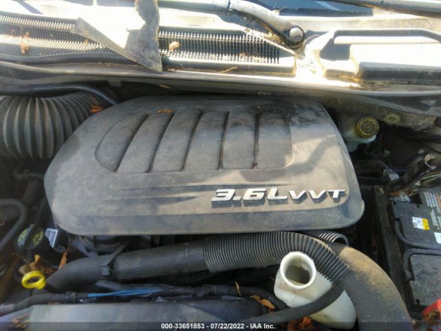 Photo 9 VIN: 2A4RR8DGXBR712750 - CHRYSLER TOWN & COUNTRY 