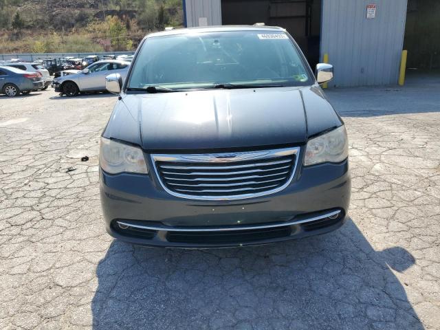 Photo 4 VIN: 2A4RR8DGXBR714630 - CHRYSLER TOWN & COU 