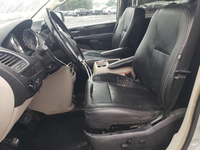 Photo 6 VIN: 2A4RR8DGXBR733999 - CHRYSLER TOWN & COU 