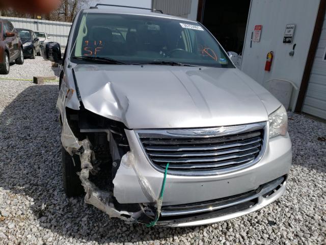 Photo 8 VIN: 2A4RR8DGXBR746610 - CHRYSLER TOWN & COU 