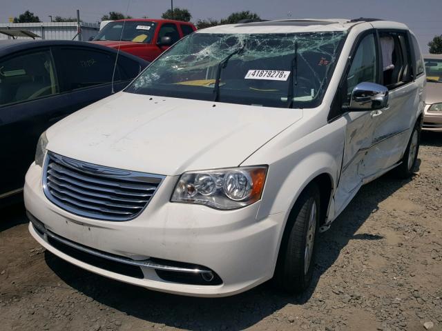 Photo 1 VIN: 2A4RR8DGXBR782992 - CHRYSLER TOWN & COU 