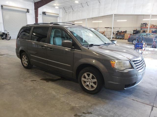 Photo 3 VIN: 2A4RR8DX0AR330306 - CHRYSLER MINIVAN 