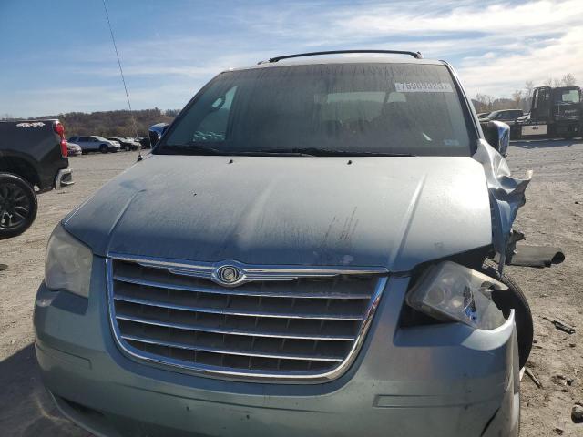 Photo 4 VIN: 2A4RR8DX0AR361345 - CHRYSLER MINIVAN 