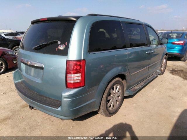 Photo 3 VIN: 2A4RR8DX0AR368358 - CHRYSLER TOWN & COUNTRY 