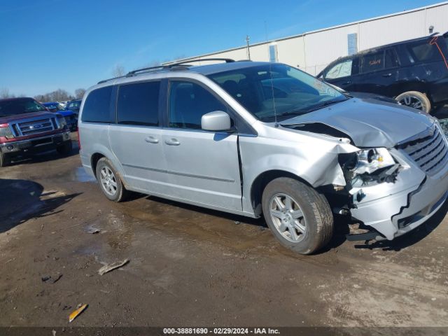 Photo 0 VIN: 2A4RR8DX0AR415873 - CHRYSLER TOWN & COUNTRY 