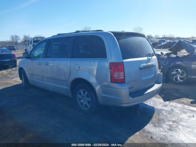 Photo 2 VIN: 2A4RR8DX0AR415873 - CHRYSLER TOWN & COUNTRY 