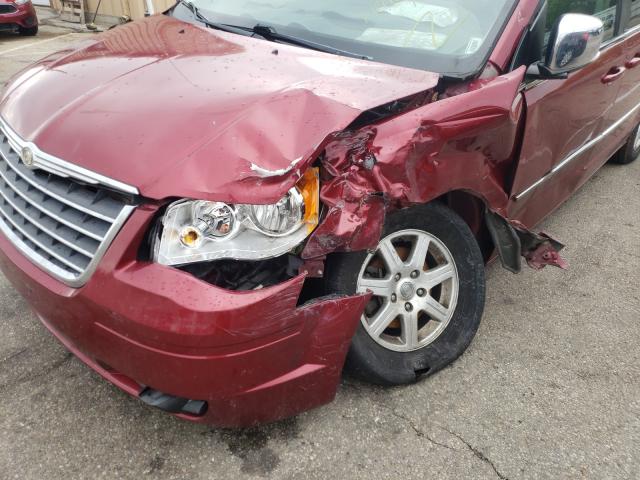 Photo 8 VIN: 2A4RR8DX1AR366778 - CHRYSLER TOWN &AMP COU 