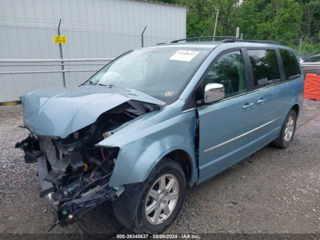 Photo 1 VIN: 2A4RR8DX2AR361492 - CHRYSLER TOWN & COUNTRY 