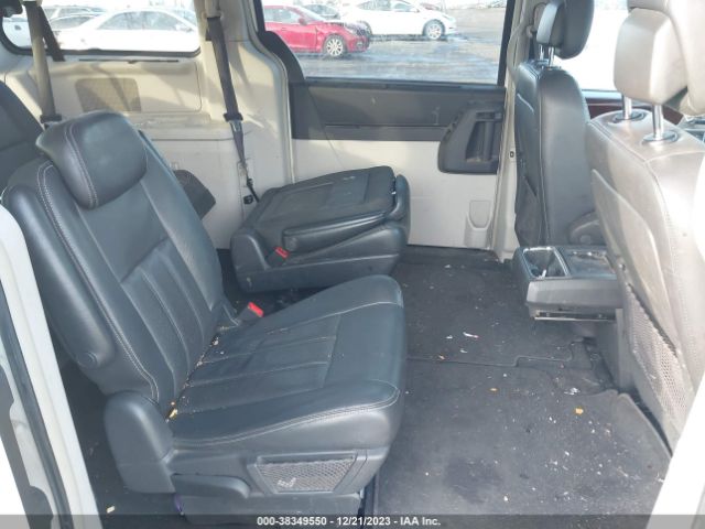 Photo 7 VIN: 2A4RR8DX2AR377076 - CHRYSLER TOWN & COUNTRY 