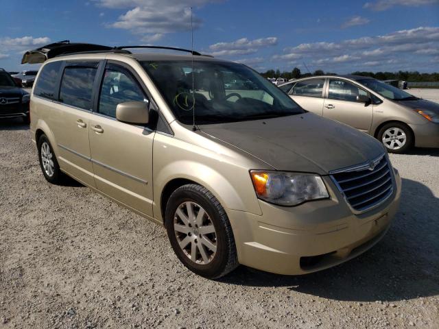 Photo 3 VIN: 2A4RR8DX3AR330722 - CHRYSLER MINIVAN 