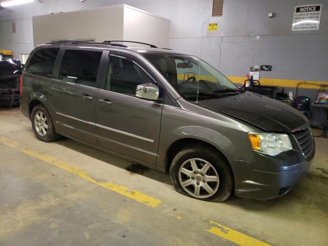 Photo 3 VIN: 2A4RR8DX3AR403944 - CHRYSLER TOWN & COU 