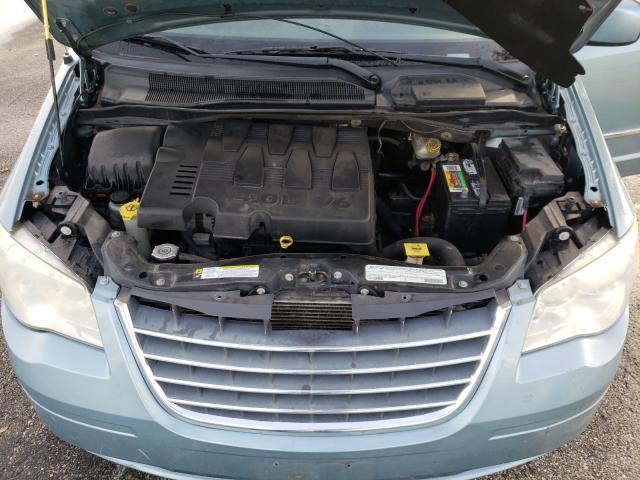 Photo 6 VIN: 2A4RR8DX3AR449645 - CHRYSLER TOWN &AMP COU 