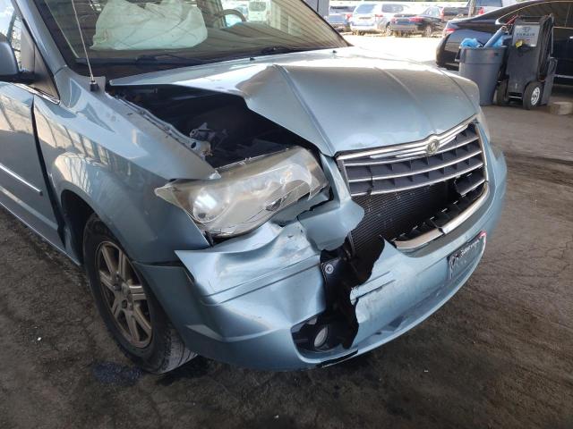 Photo 8 VIN: 2A4RR8DX4AR427511 - CHRYSLER TOWN & COU 