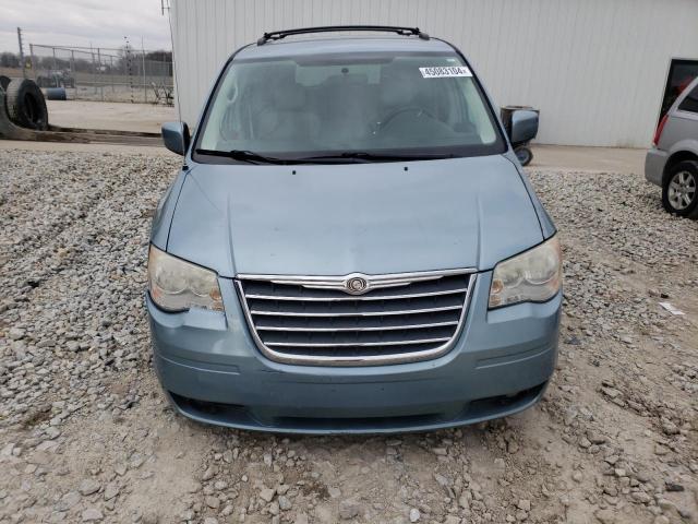 Photo 4 VIN: 2A4RR8DX5AR415898 - CHRYSLER MINIVAN 