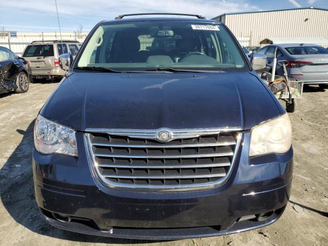 Photo 4 VIN: 2A4RR8DX5AR451820 - CHRYSLER MINIVAN 