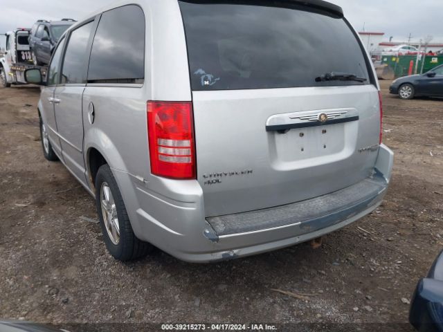 Photo 2 VIN: 2A4RR8DX6AR394933 - CHRYSLER TOWN & COUNTRY 