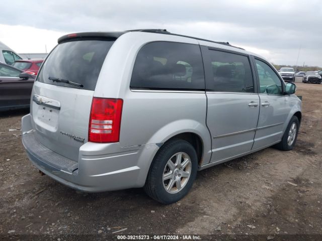 Photo 3 VIN: 2A4RR8DX6AR394933 - CHRYSLER TOWN & COUNTRY 