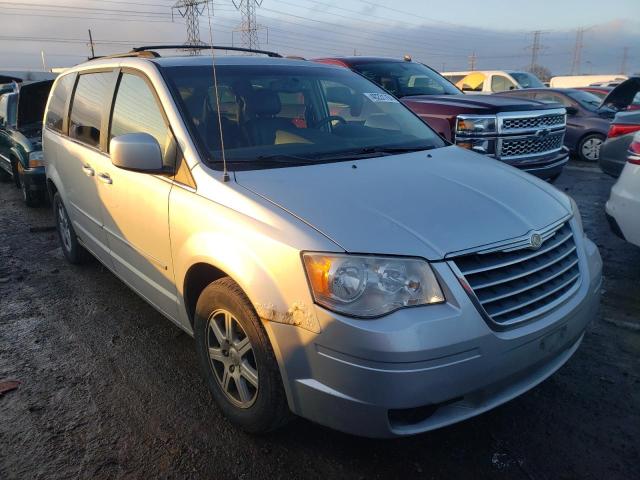 Photo 3 VIN: 2A4RR8DX6AR441670 - CHRYSLER MINIVAN 