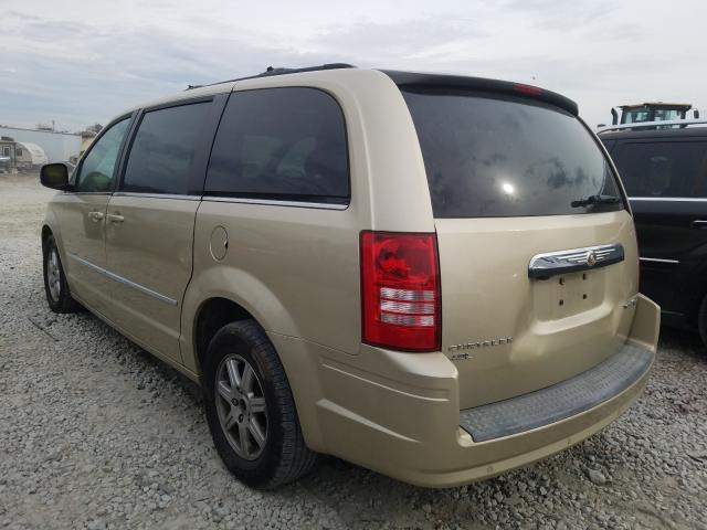 Photo 2 VIN: 2A4RR8DX7AR320467 - CHRYSLER TOWN & COU 