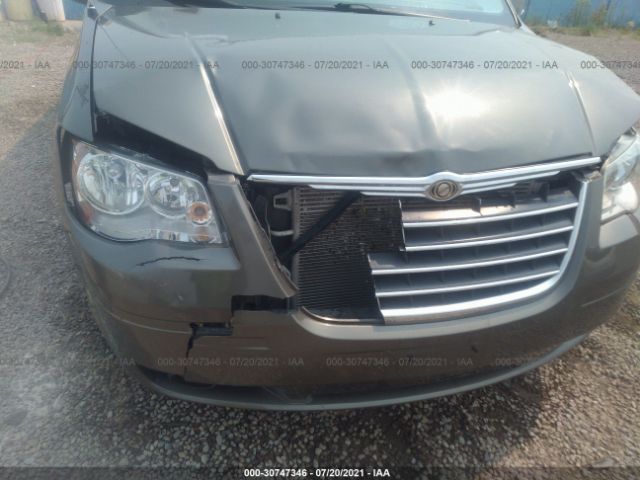 Photo 5 VIN: 2A4RR8DX7AR377171 - CHRYSLER TOWN & COUNTRY 