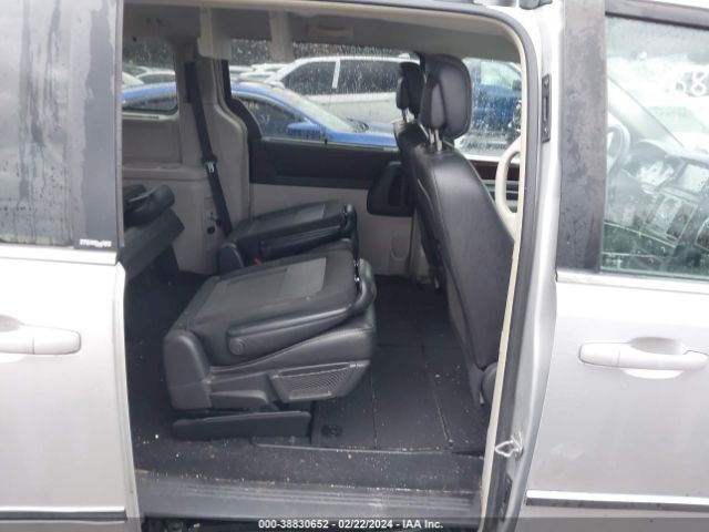 Photo 7 VIN: 2A4RR8DX8AR361416 - CHRYSLER TOWN & COUNTRY 