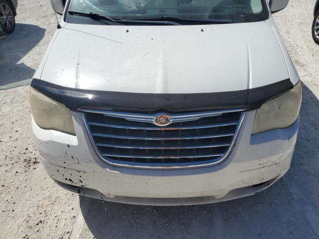 Photo 11 VIN: 2A4RR8DX8AR387238 - CHRYSLER TOWN & COU 