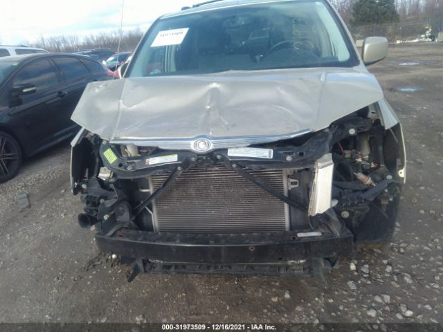 Photo 5 VIN: 2A4RR8DX8AR394979 - CHRYSLER TOWN & COUNTRY 