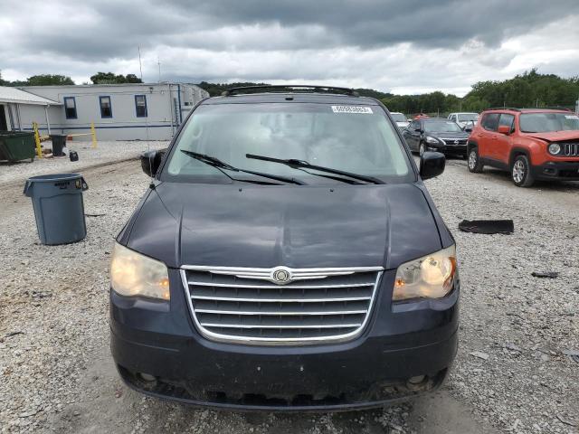 Photo 4 VIN: 2A4RR8DX8AR481040 - CHRYSLER TOWN & COU 