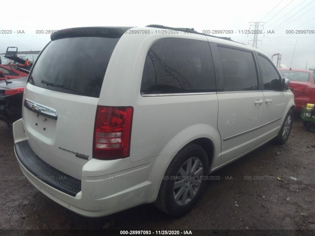 Photo 3 VIN: 2A4RR8DXXAR361014 - CHRYSLER TOWN & COUNTRY 