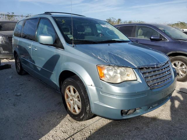 Photo 3 VIN: 2A4RR8DXXAR394076 - CHRYSLER TOWN & COU 