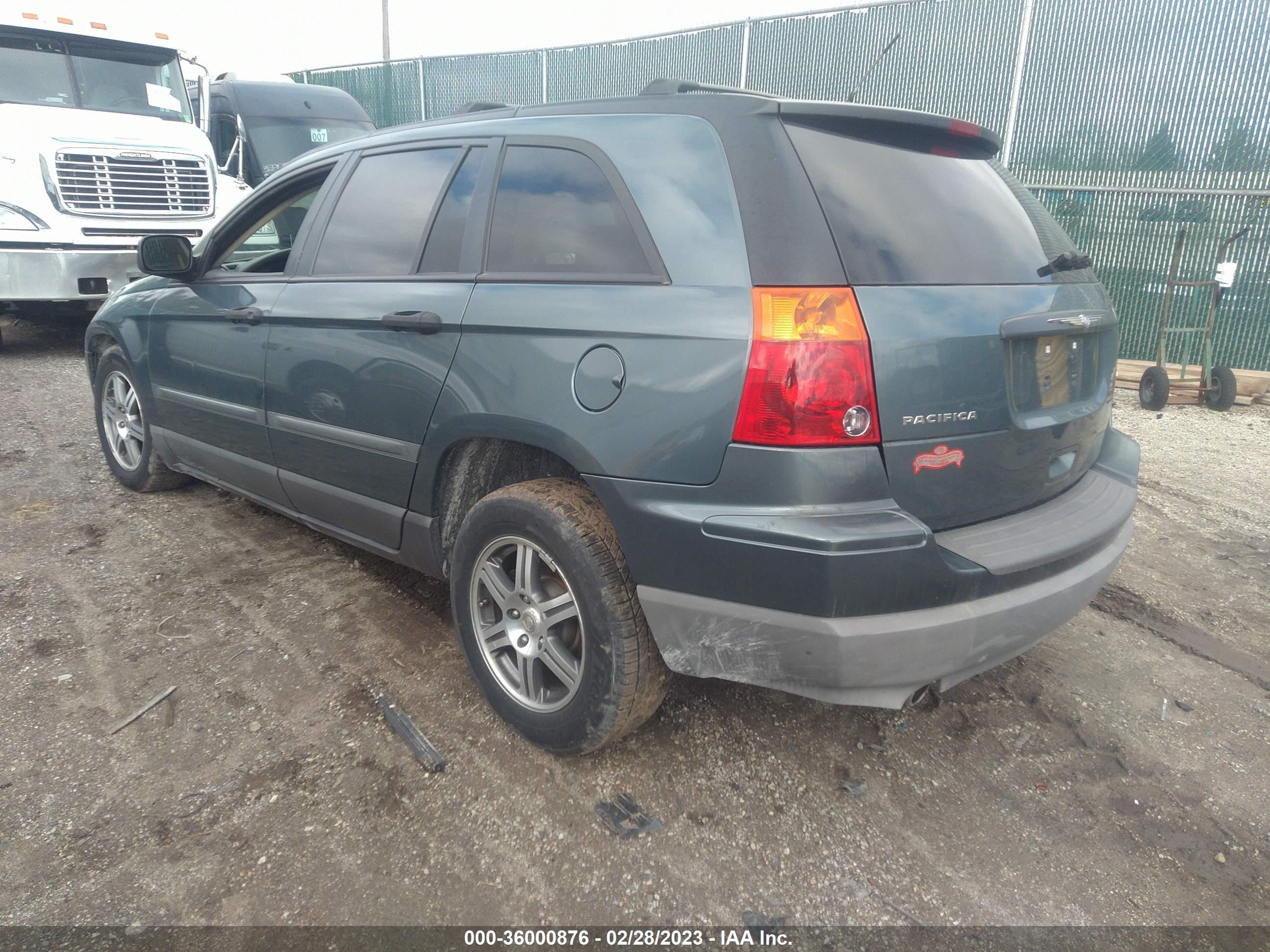 Photo 2 VIN: 2A8GF48X17R127452 - CHRYSLER PACIFICA 