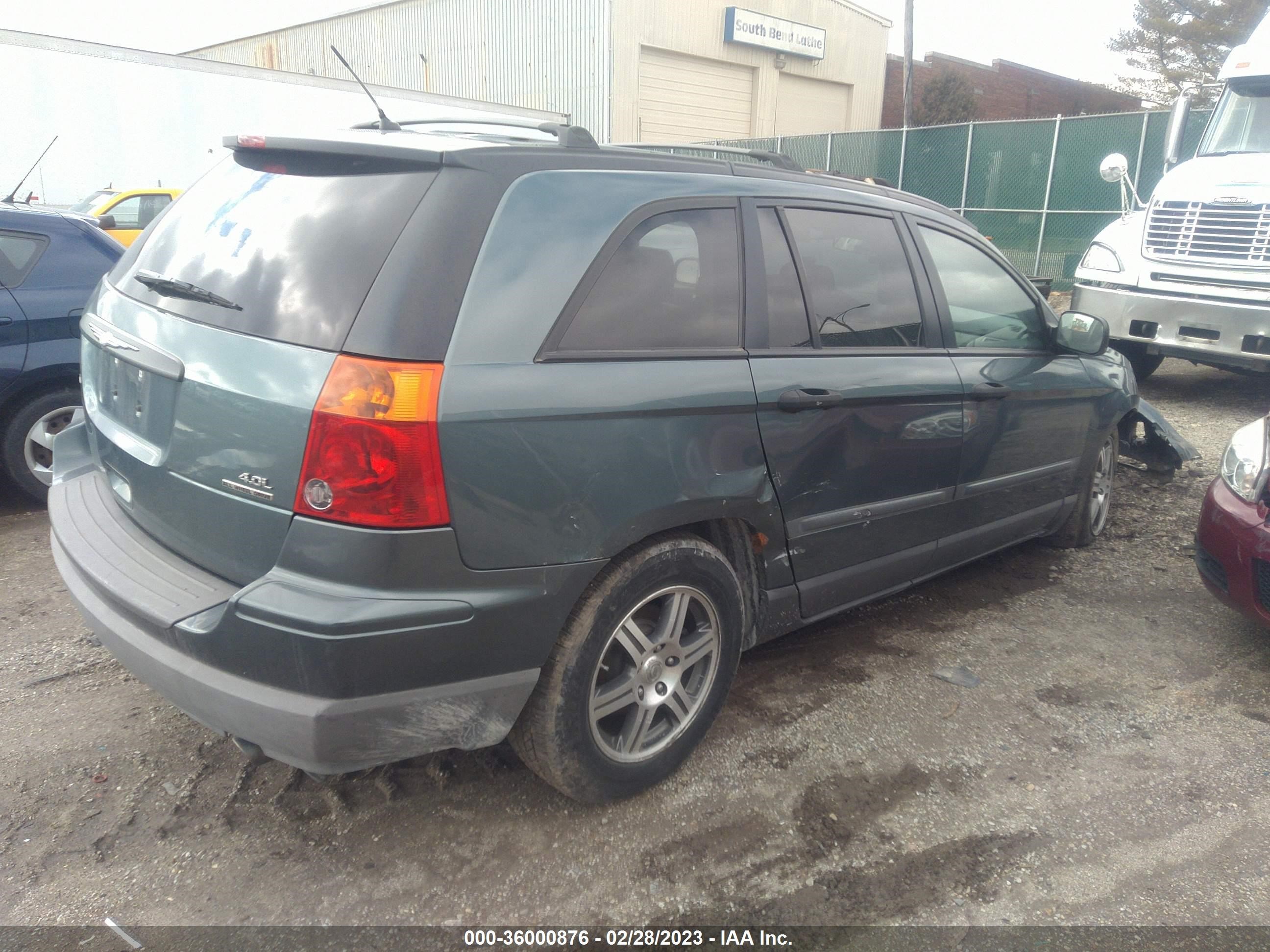 Photo 3 VIN: 2A8GF48X17R127452 - CHRYSLER PACIFICA 