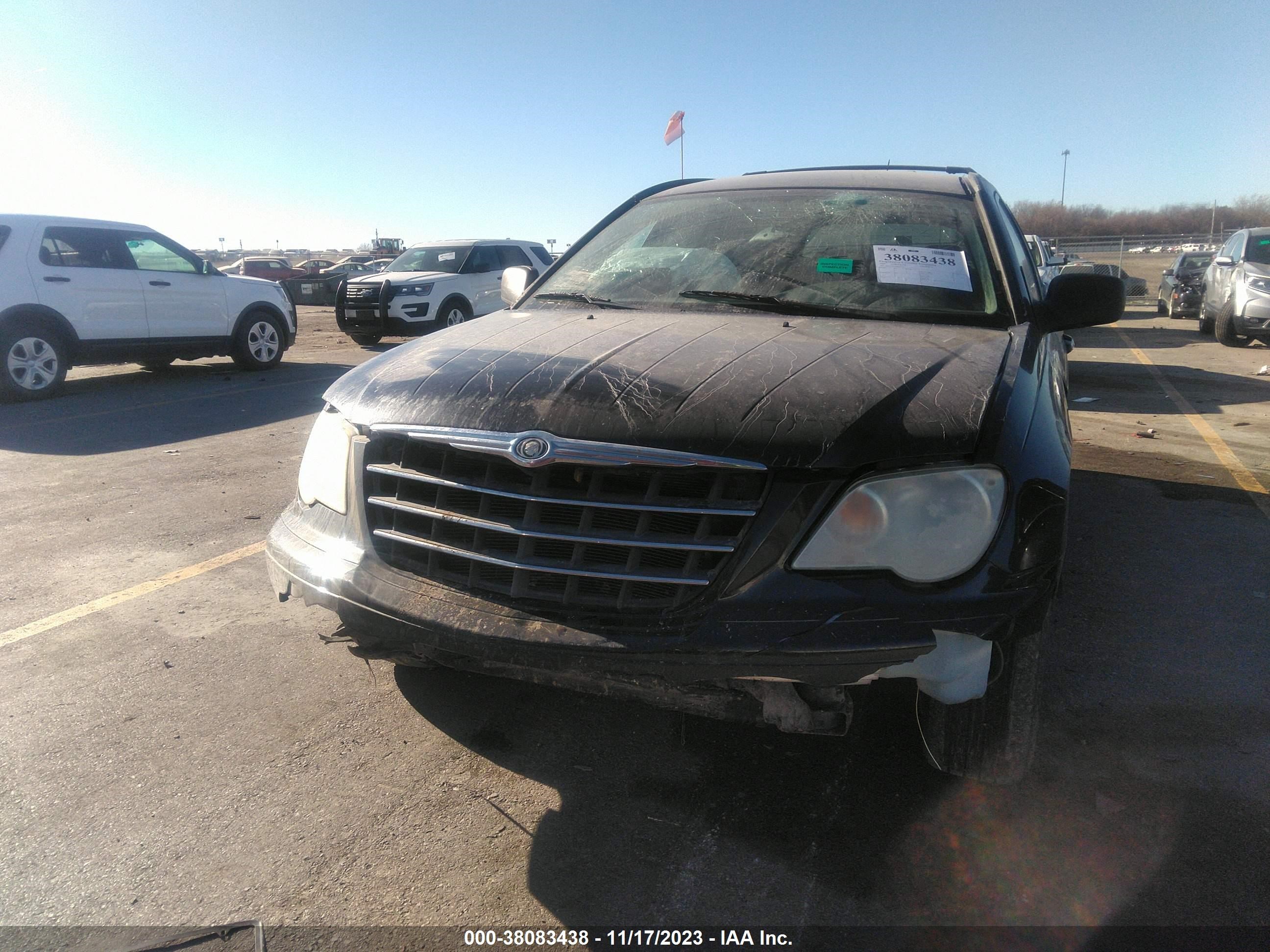 Photo 5 VIN: 2A8GF68X28R647365 - CHRYSLER PACIFICA 