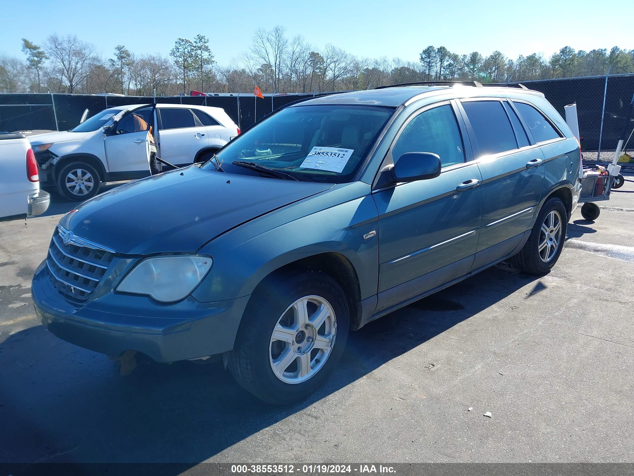 Photo 1 VIN: 2A8GF68X77R170947 - CHRYSLER PACIFICA 