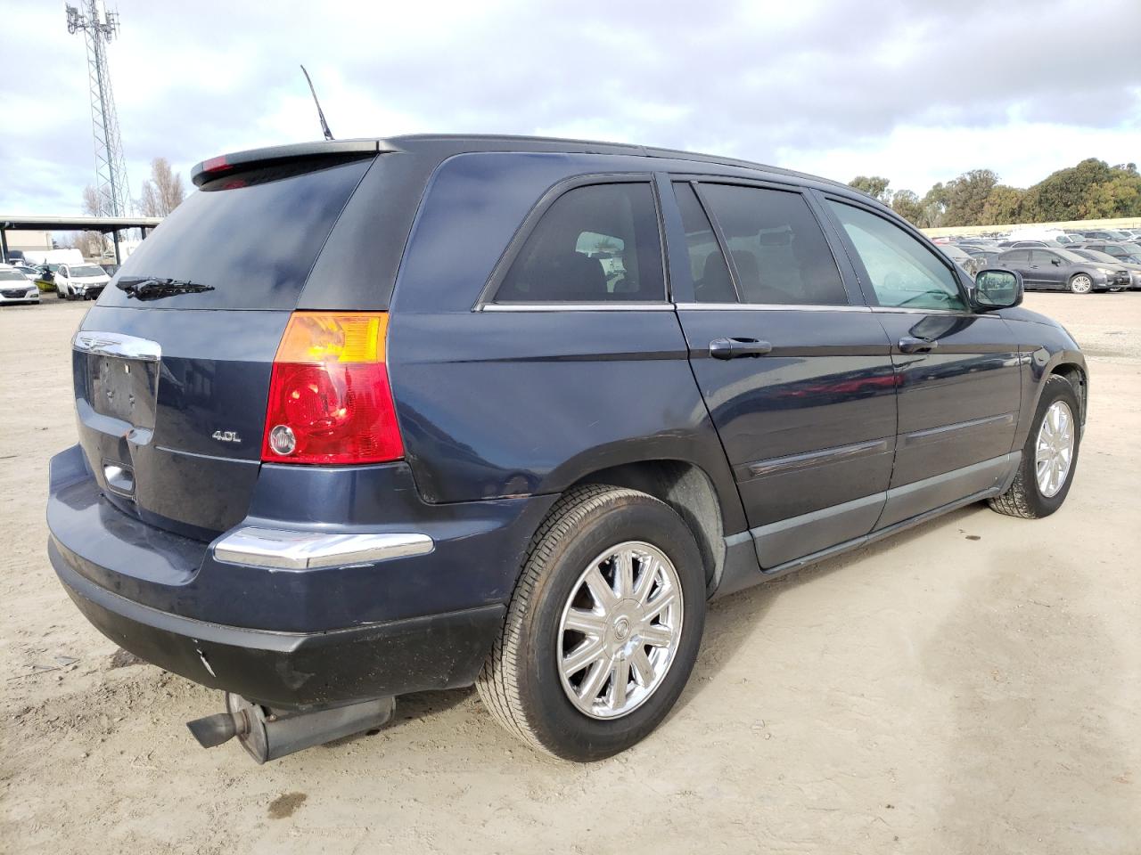 Photo 2 VIN: 2A8GM68X07R337672 - CHRYSLER PACIFICA 