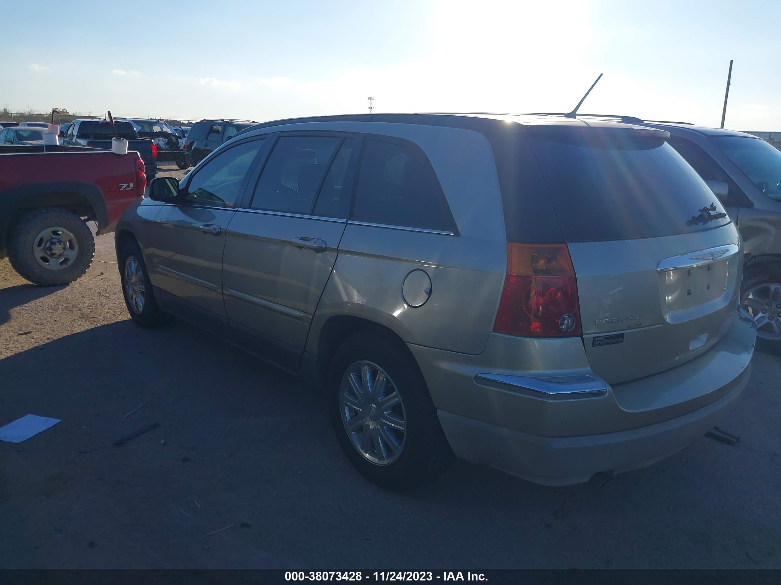 Photo 2 VIN: 2A8GM68X27R215007 - CHRYSLER PACIFICA 