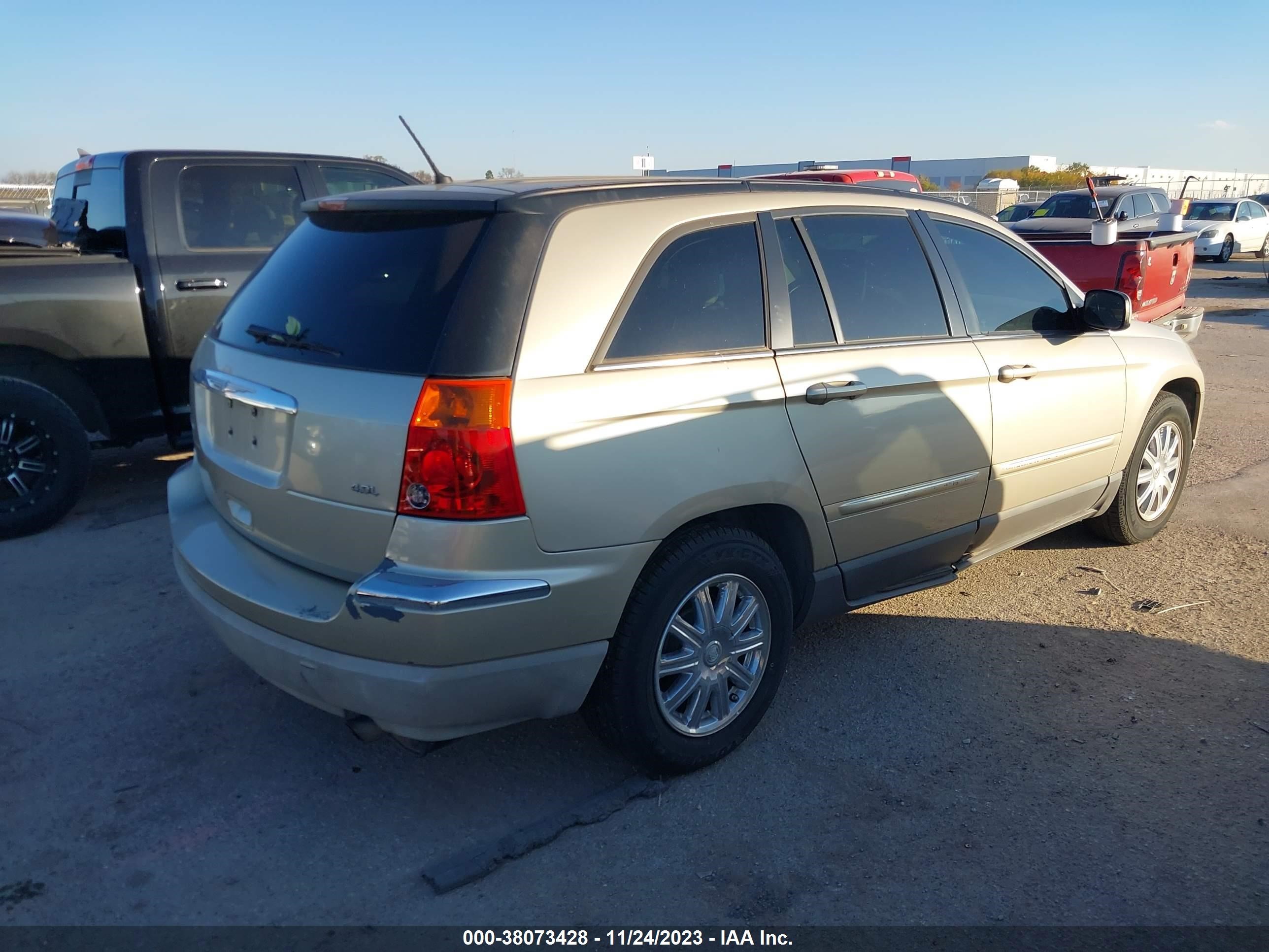 Photo 3 VIN: 2A8GM68X27R215007 - CHRYSLER PACIFICA 