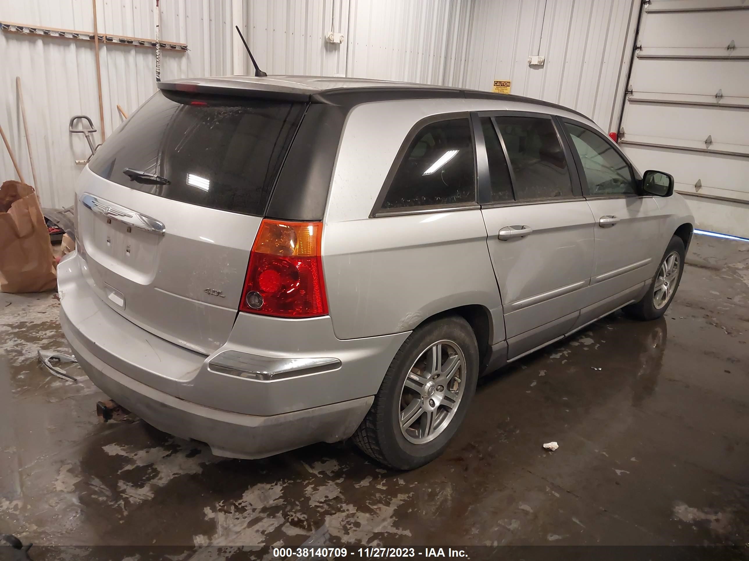 Photo 3 VIN: 2A8GM68X57R291479 - CHRYSLER PACIFICA 