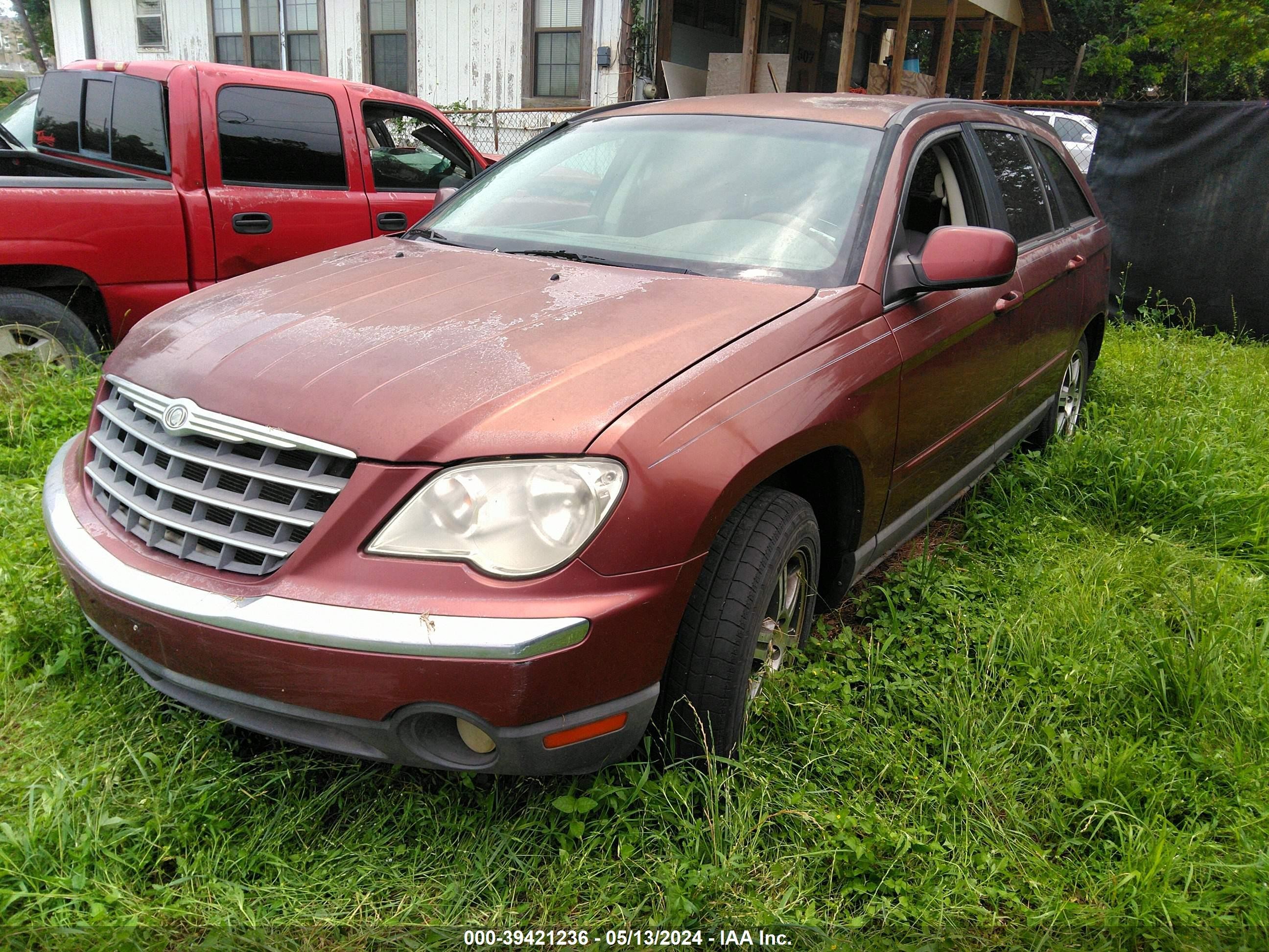 Photo 1 VIN: 2A8GM68X87R163057 - CHRYSLER PACIFICA 