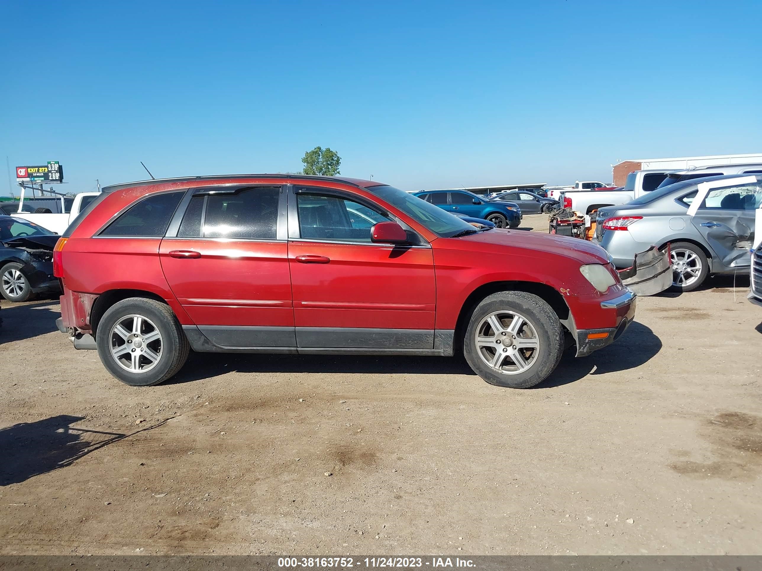 Photo 12 VIN: 2A8GM68X97R250031 - CHRYSLER PACIFICA 