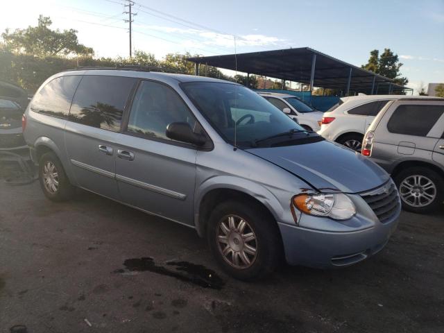 Photo 3 VIN: 2A8GP54L36R893719 - CHRYSLER TOWN & COU 