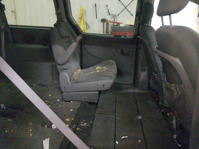 Photo 5 VIN: 2A8GP54L97R310166 - CHRYSLER TOWN AND C 