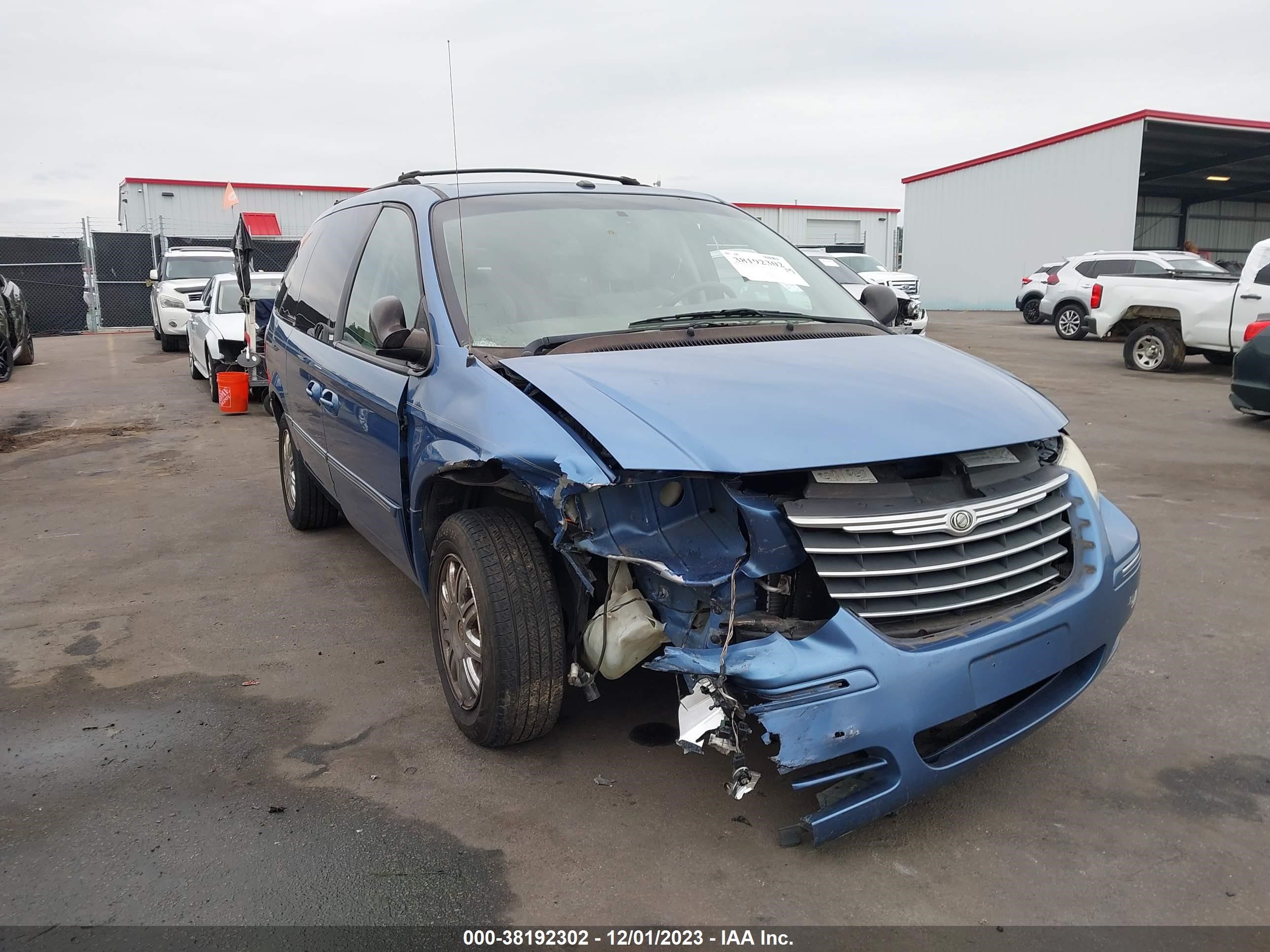 Photo 5 VIN: 2A8GP64LX7R294372 - CHRYSLER TOWN & COUNTRY 