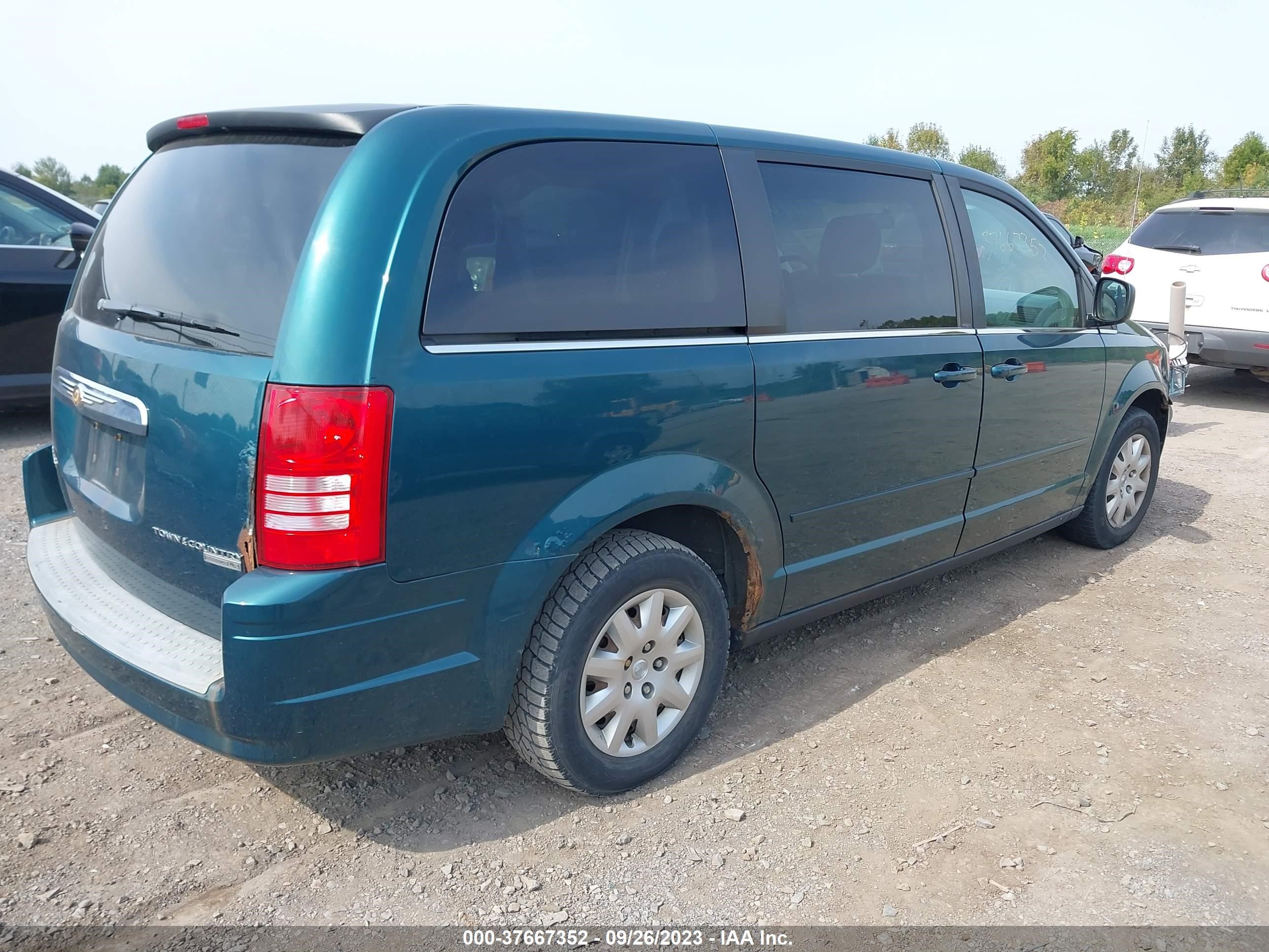 Photo 3 VIN: 2A8HR44E09R536416 - CHRYSLER TOWN & COUNTRY 