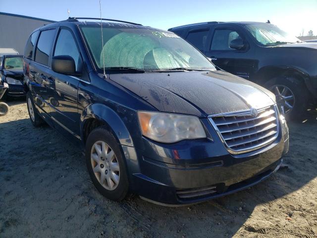 Photo 0 VIN: 2A8HR44E09R614810 - CHRYSLER TOWN &AMP COU 