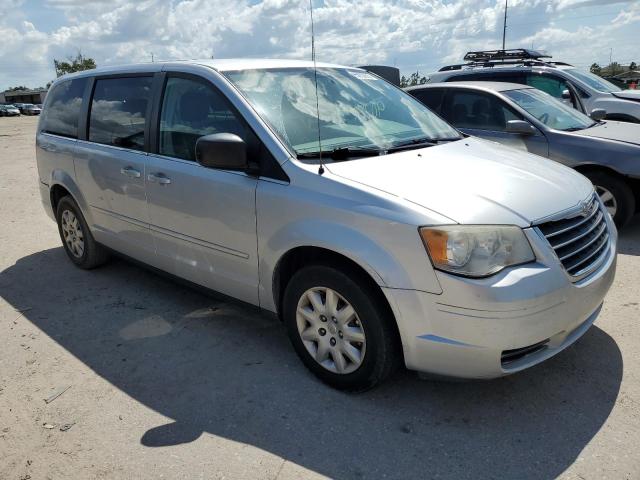 Photo 3 VIN: 2A8HR44E29R670912 - CHRYSLER TOWN & COU 