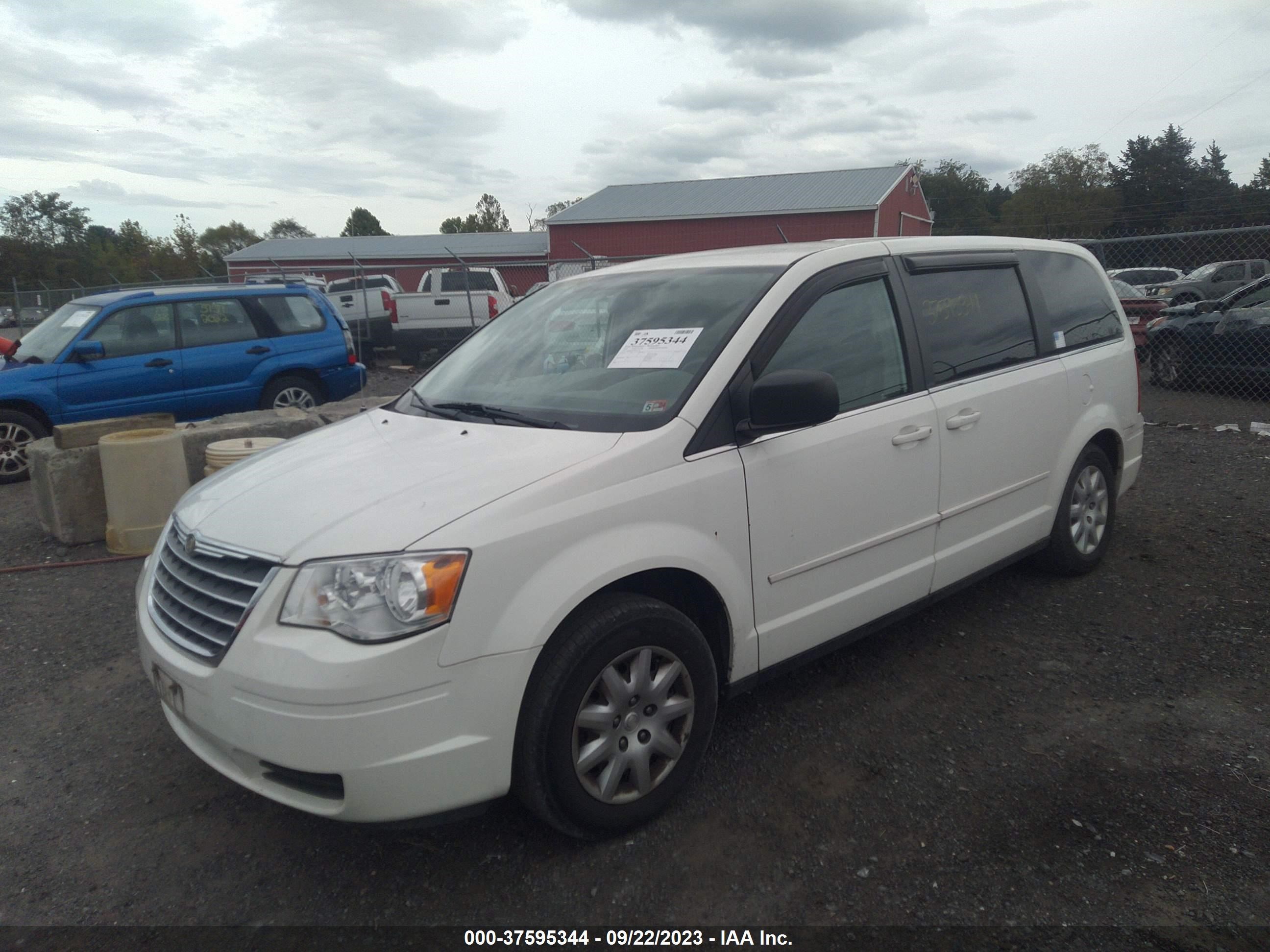 Photo 1 VIN: 2A8HR44E39R561276 - CHRYSLER TOWN & COUNTRY 