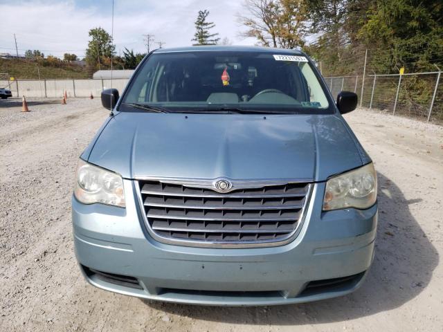 Photo 4 VIN: 2A8HR44E49R574389 - CHRYSLER TOWN & COU 