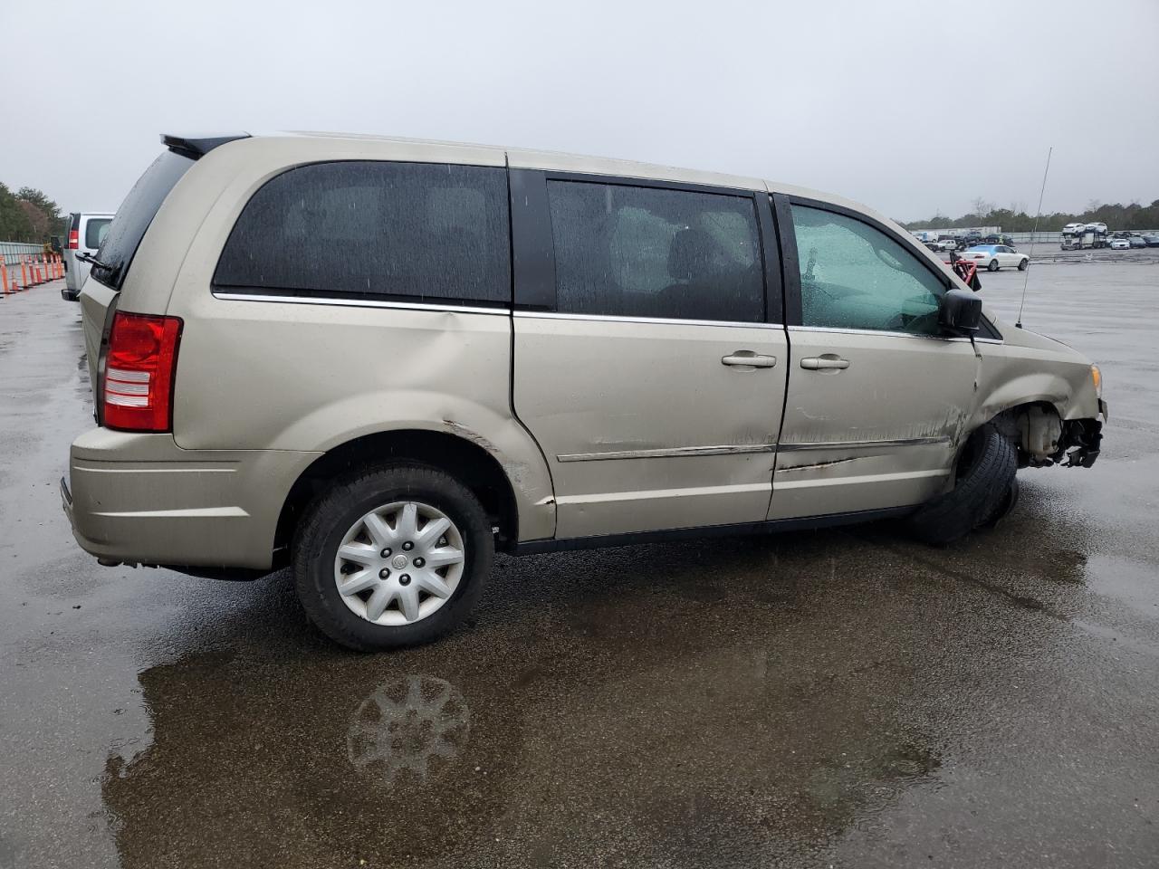 Photo 2 VIN: 2A8HR44E69R516168 - CHRYSLER TOWN & COUNTRY 