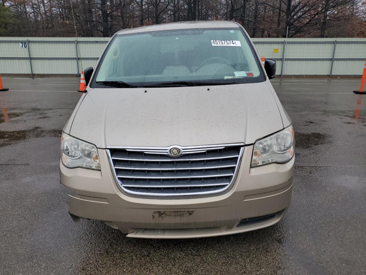 Photo 4 VIN: 2A8HR44E69R516168 - CHRYSLER TOWN & COUNTRY 